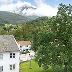 Fjordhotel, Bw Signature Collection 3*