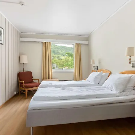 Fjordhotel Hotell 3*