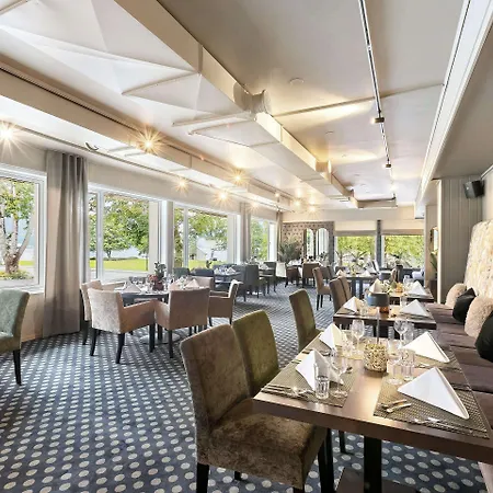 Fjordhotel, Bw Signature Collection 3* キンサルビク