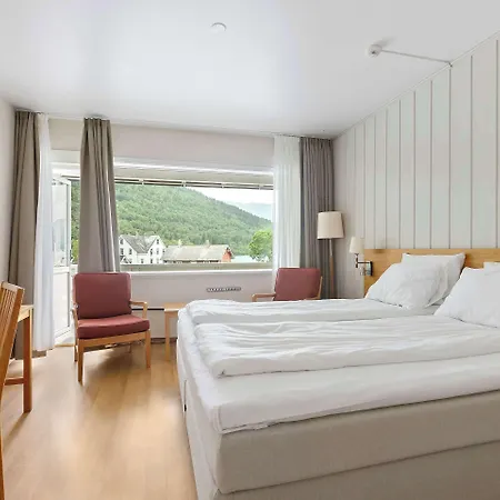 ホテル Fjordhotel, Bw Signature Collection キンサルビク