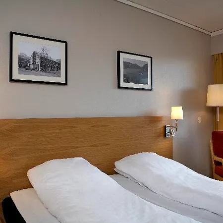 ホテル Fjordhotel, Bw Signature Collection キンサルビク