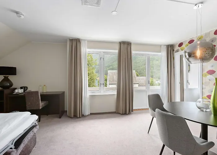 Отель Fjordhotel, Bw Signature Collection 3*