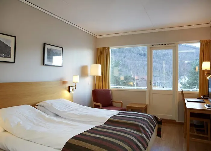 Отель Fjordhotel, Bw Signature Collection Кинсарвик